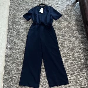 New!!! Banana Republic jumpsuit. Size 10 petite.